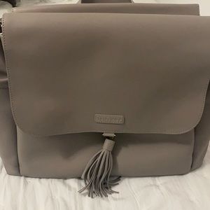 LIKE NEW SkipHop Greenwich Diaper Bag